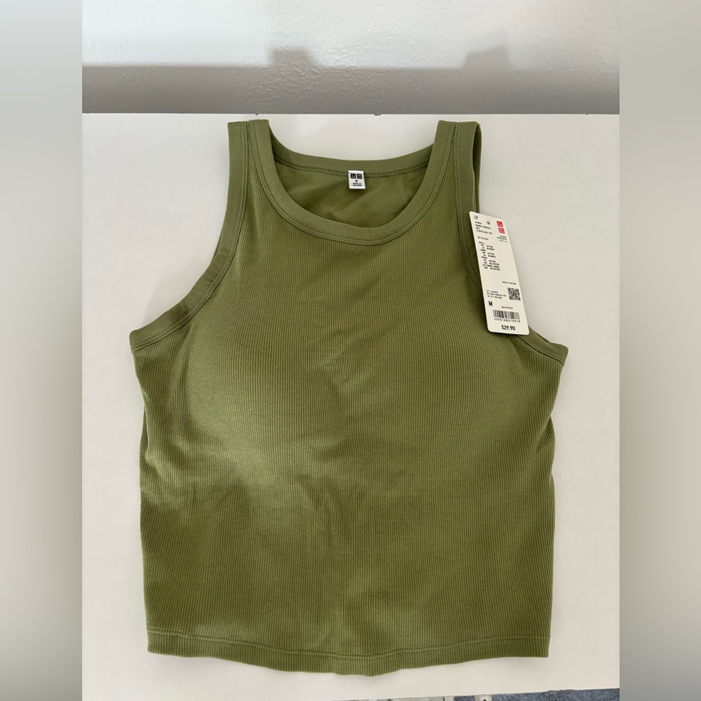 Uniqlo Ribbed Cropped Bra Top M NWT